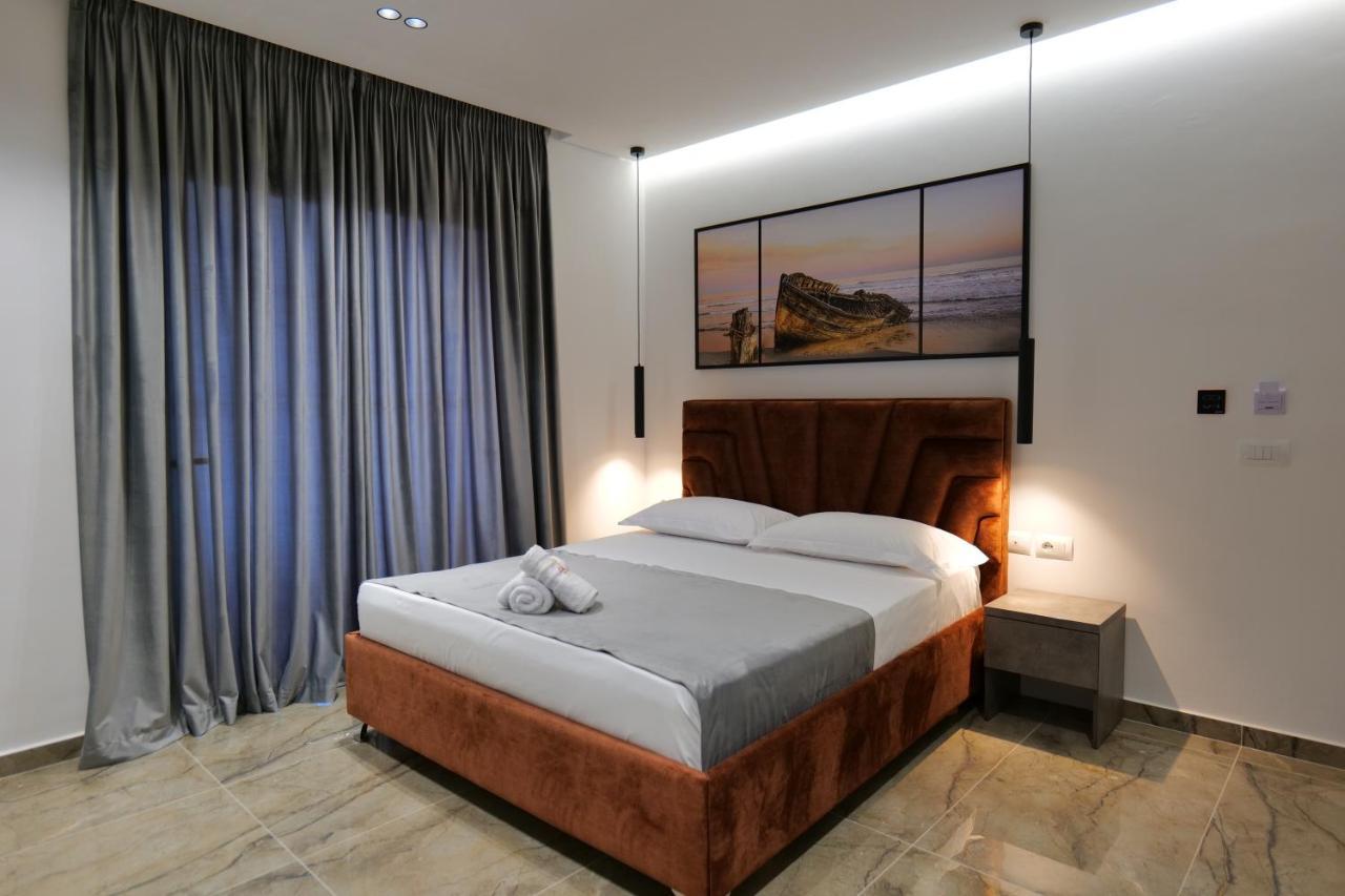 Hotel Eagle Ksamil Bagian luar foto