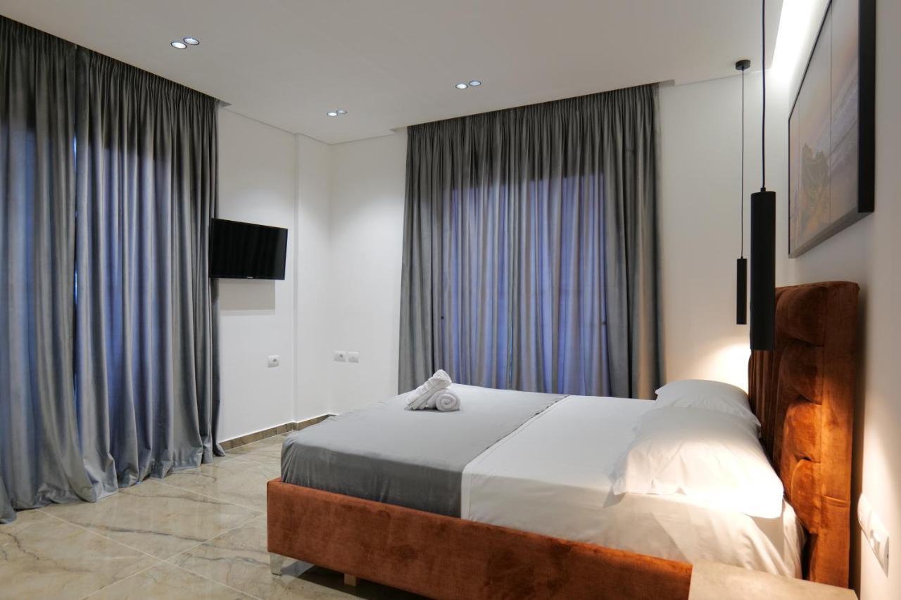 Hotel Eagle Ksamil Bagian luar foto