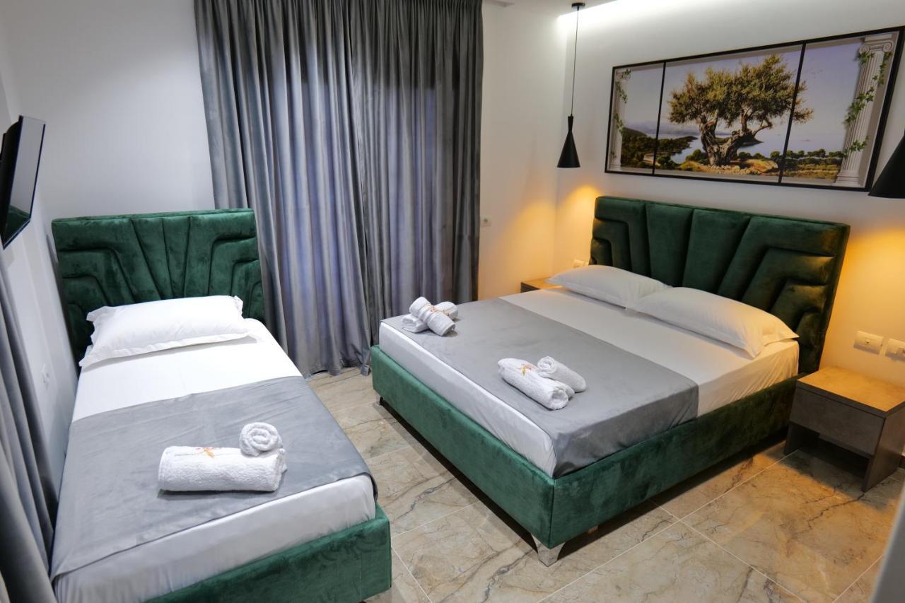 Hotel Eagle Ksamil Bagian luar foto