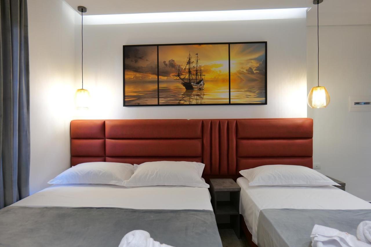 Hotel Eagle Ksamil Bagian luar foto