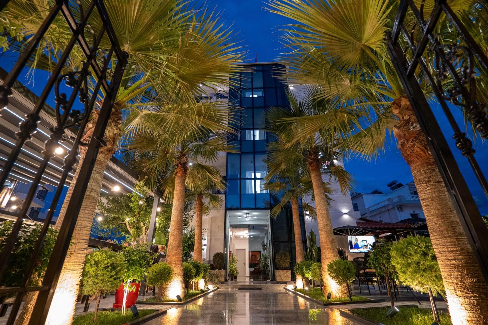 Hotel Eagle Ksamil Bagian luar foto
