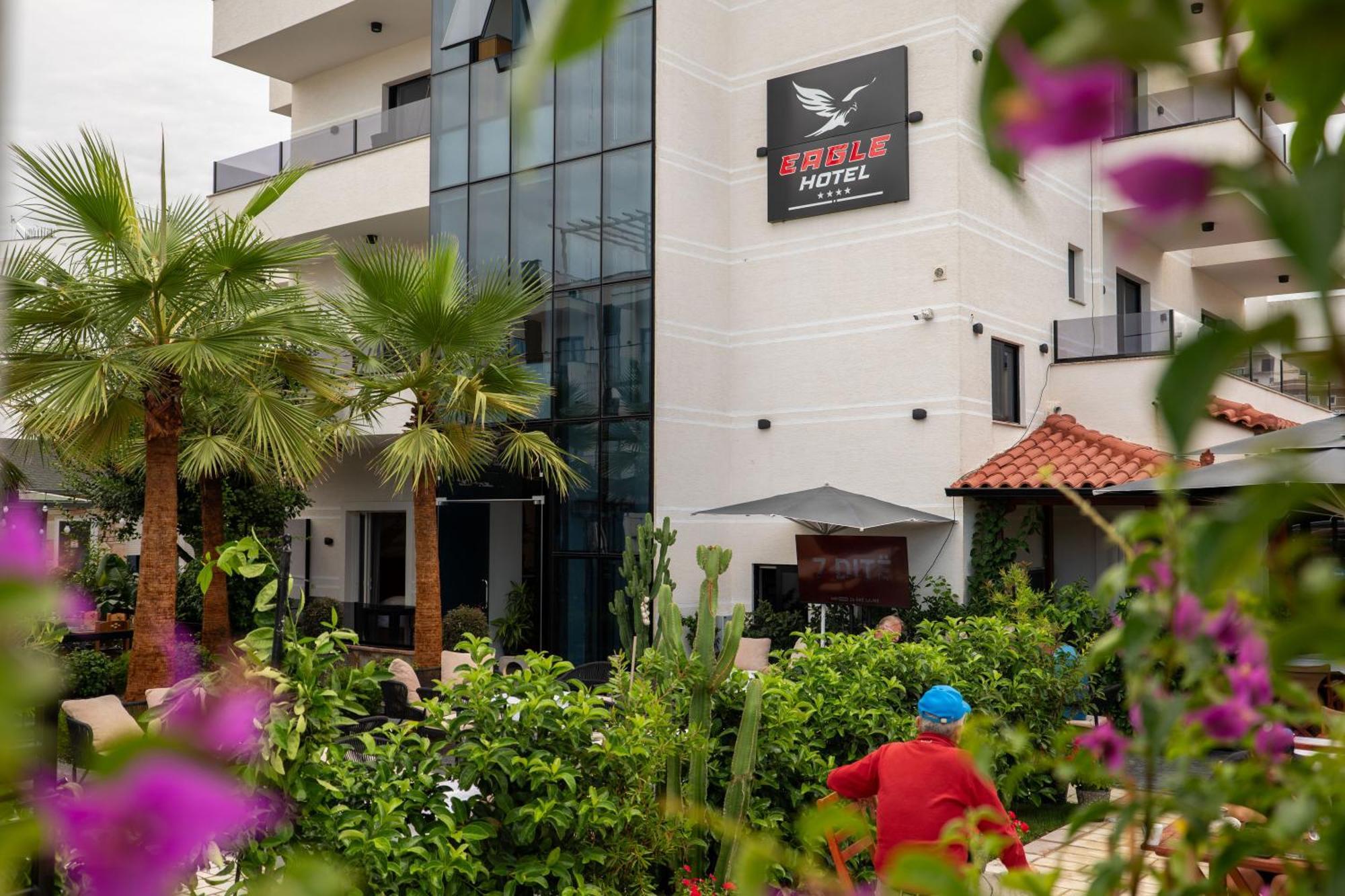 Hotel Eagle Ksamil Bagian luar foto