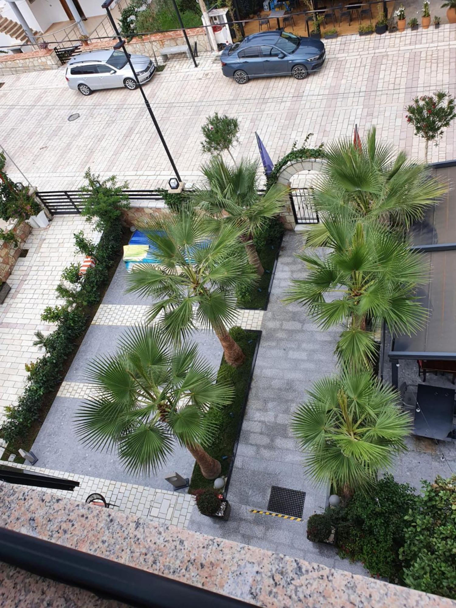 Hotel Eagle Ksamil Bagian luar foto