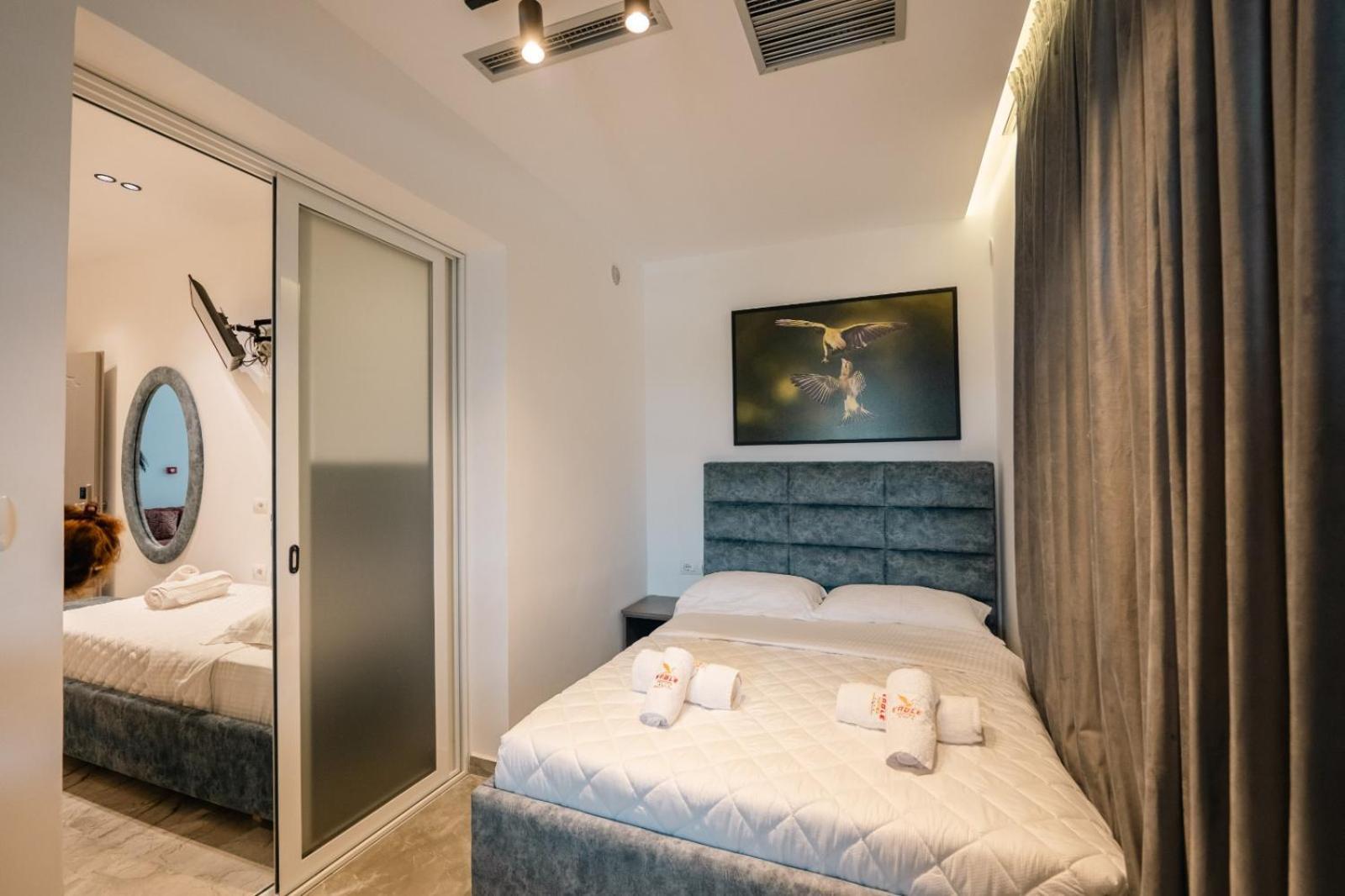 Hotel Eagle Ksamil Bagian luar foto
