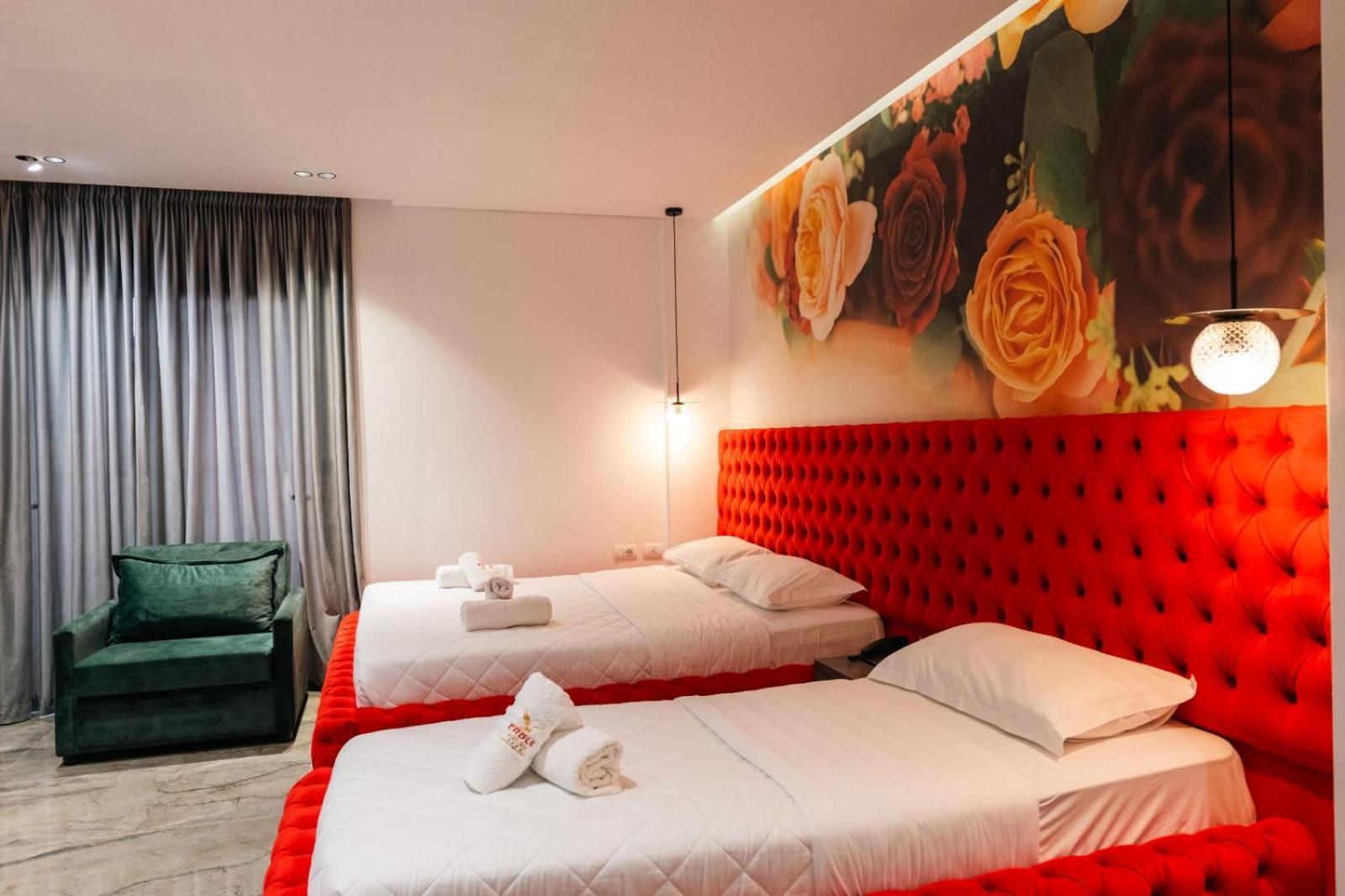 Hotel Eagle Ksamil Bagian luar foto