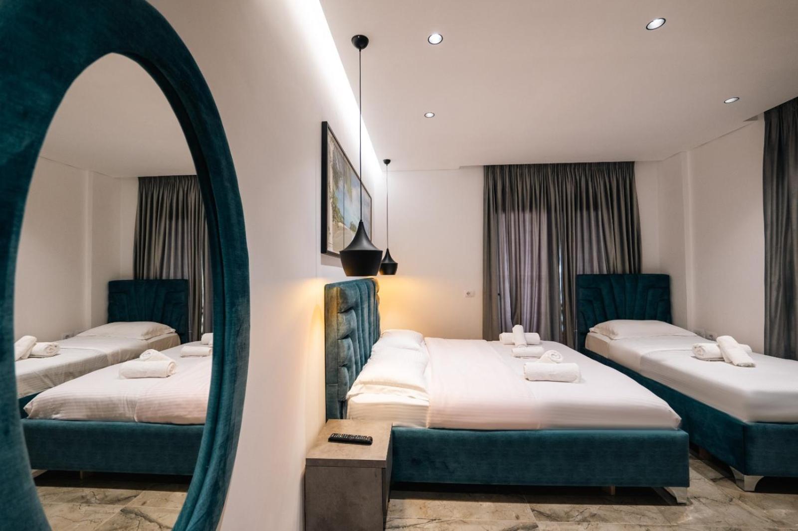 Hotel Eagle Ksamil Bagian luar foto