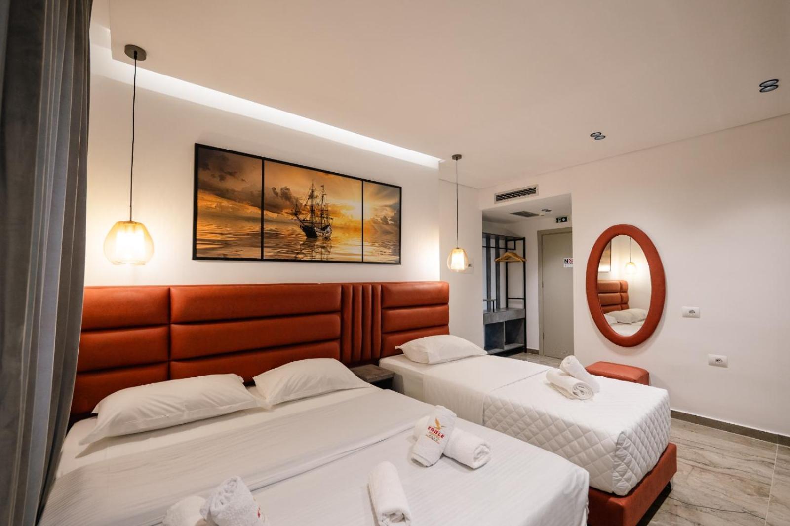 Hotel Eagle Ksamil Bagian luar foto