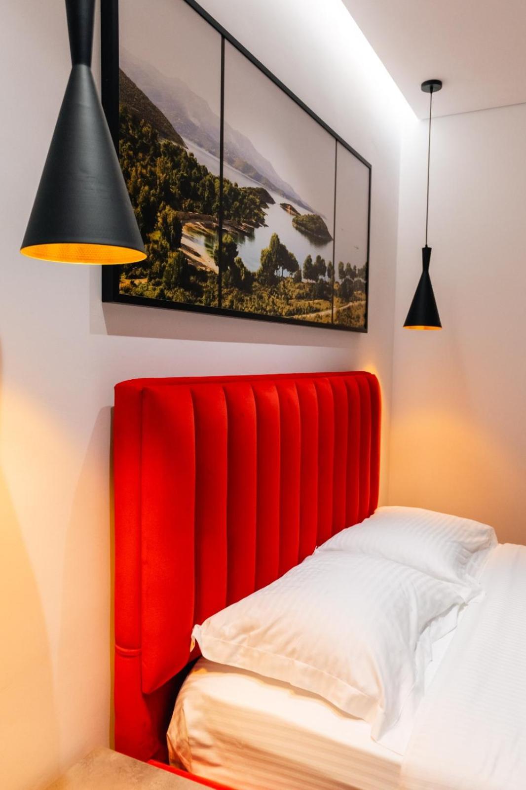 Hotel Eagle Ksamil Bagian luar foto