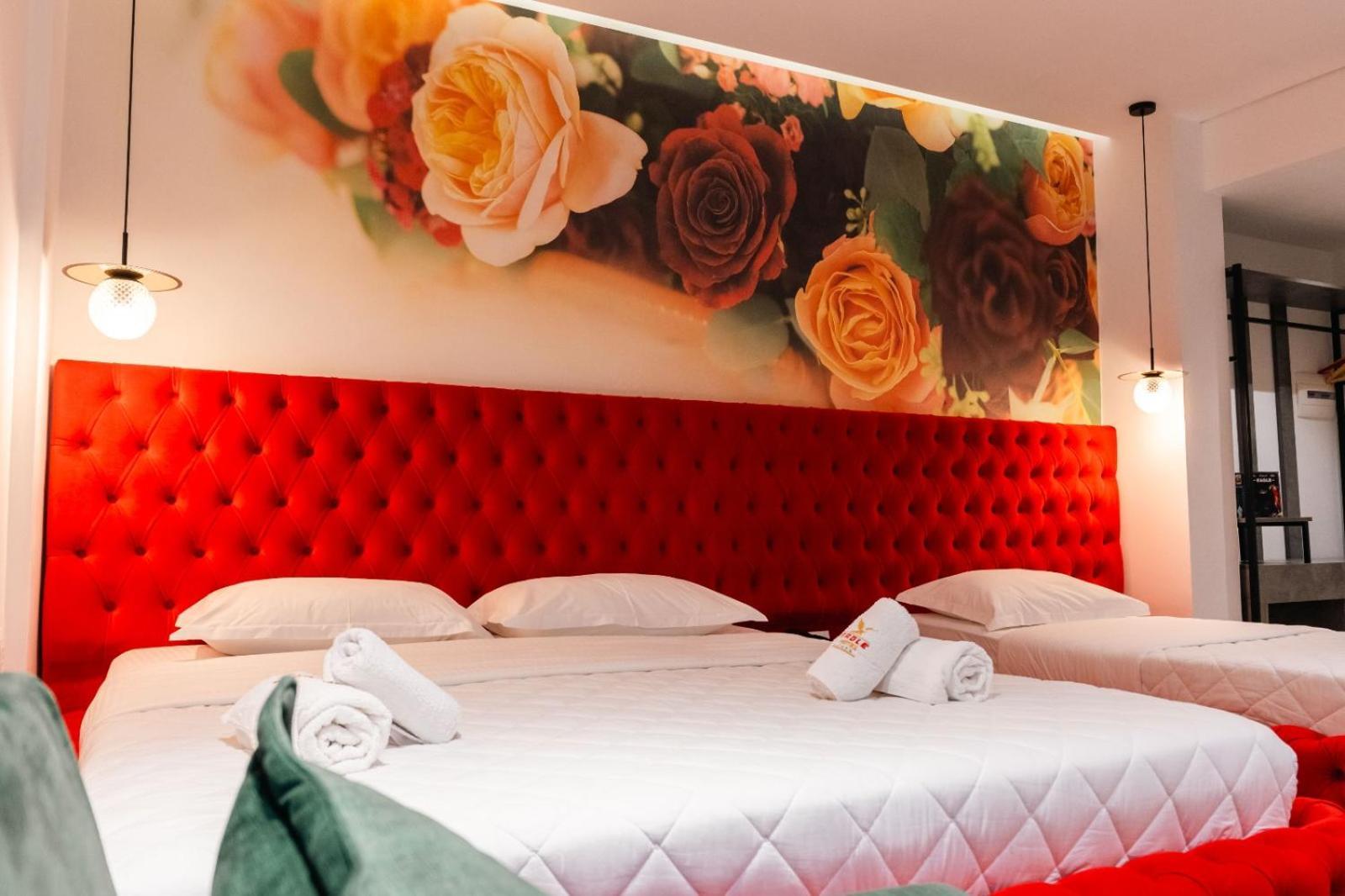 Hotel Eagle Ksamil Bagian luar foto